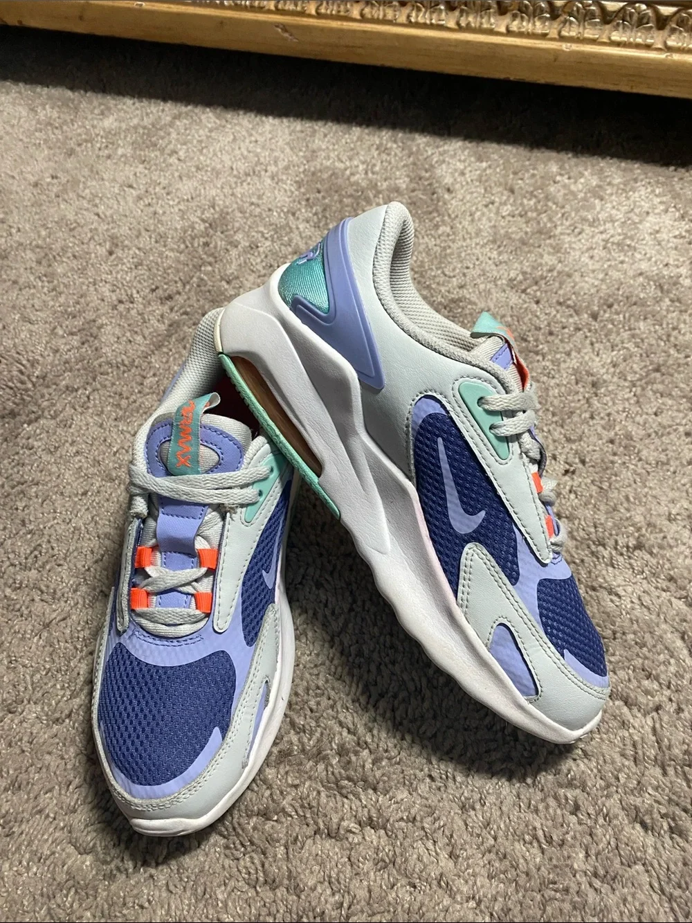 Nike Air Max Bolt GS low trainers sneakers size 3.5 Y